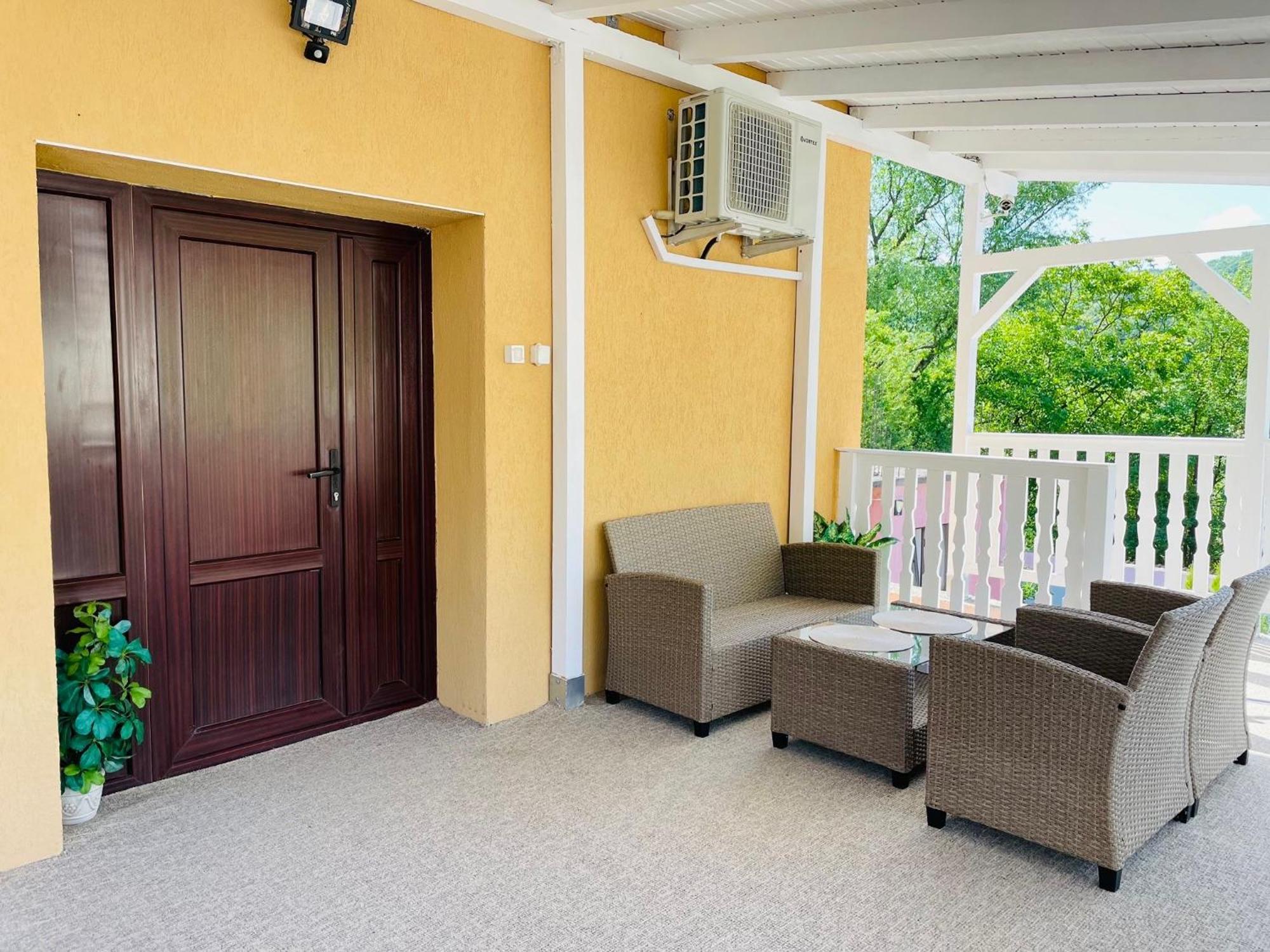 Casa Alex Si Daiana Apartment Orsova Exterior photo